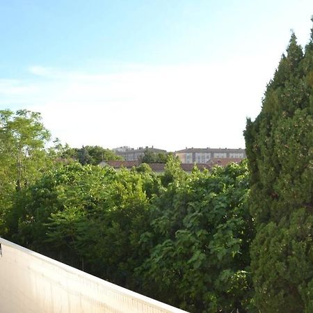 Appartement Lumineux Et Calme Avec Terrasse Avignon Buitenkant foto
