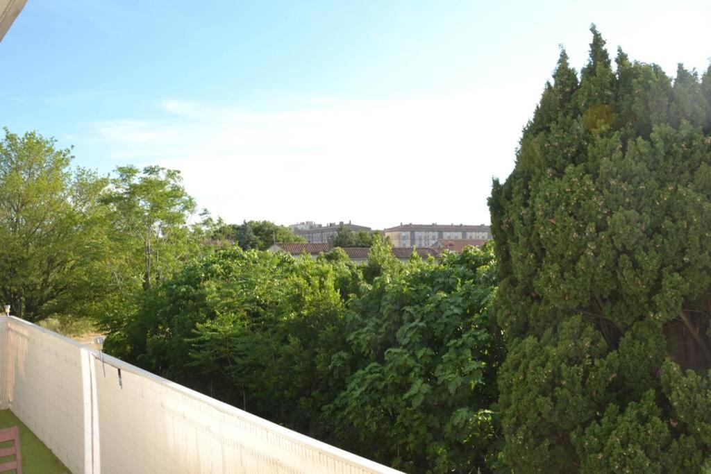 Appartement Lumineux Et Calme Avec Terrasse Avignon Buitenkant foto