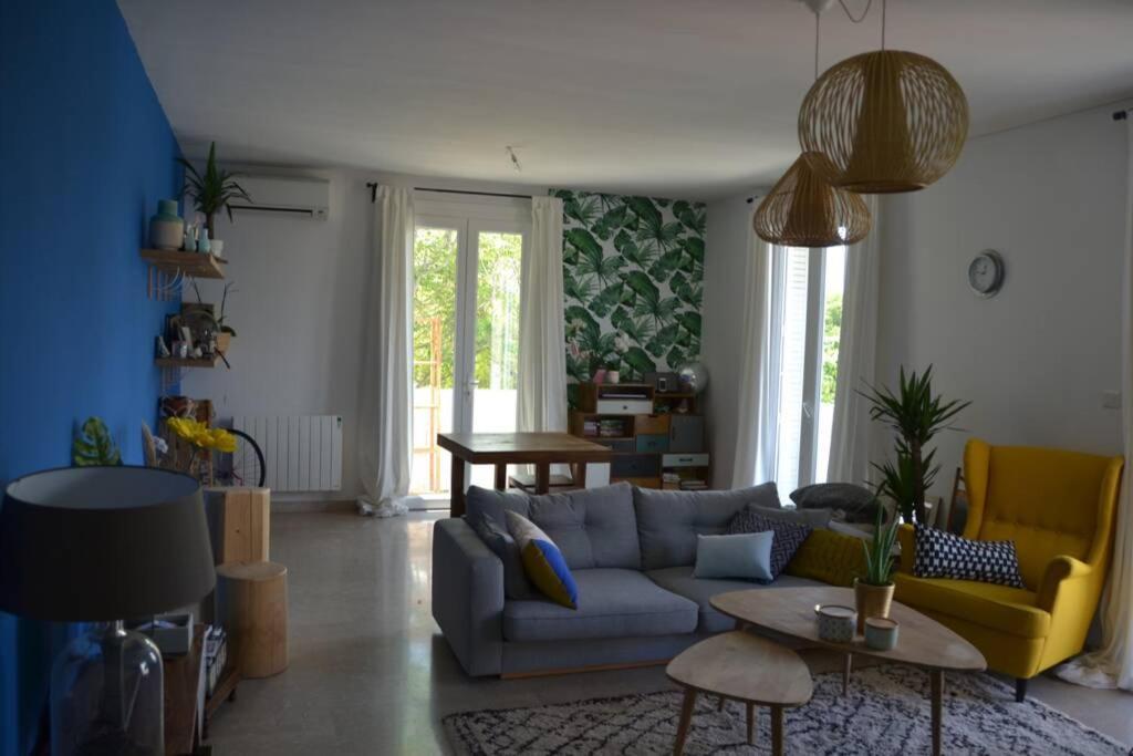 Appartement Lumineux Et Calme Avec Terrasse Avignon Buitenkant foto
